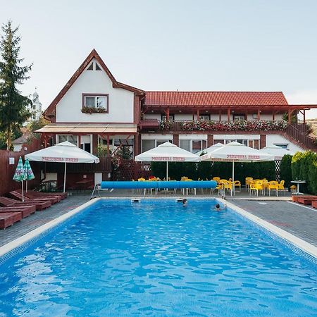 Pensiunea Nemes Panzio Acăţari Exteriér fotografie