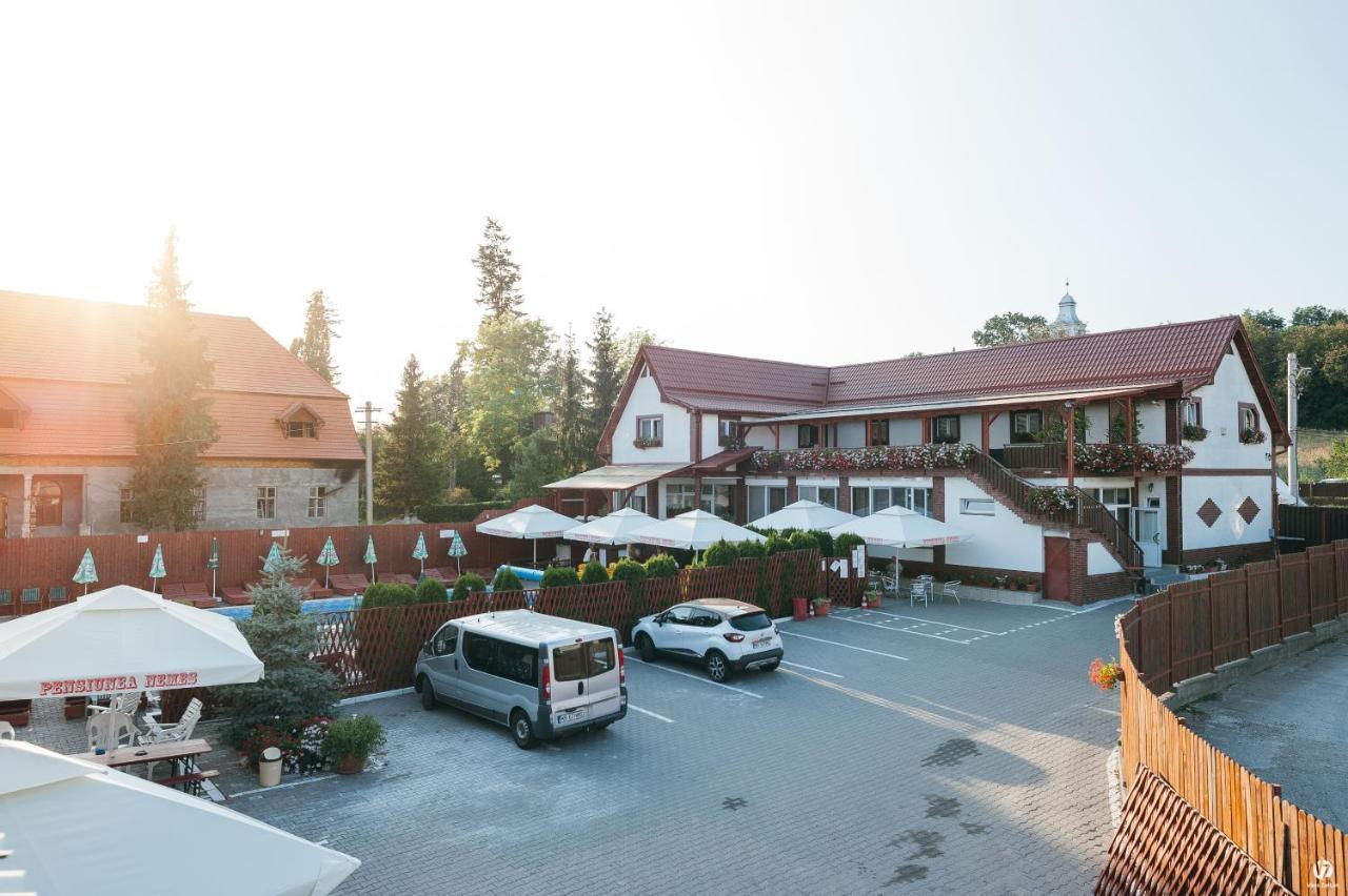 Pensiunea Nemes Panzio Acăţari Exteriér fotografie