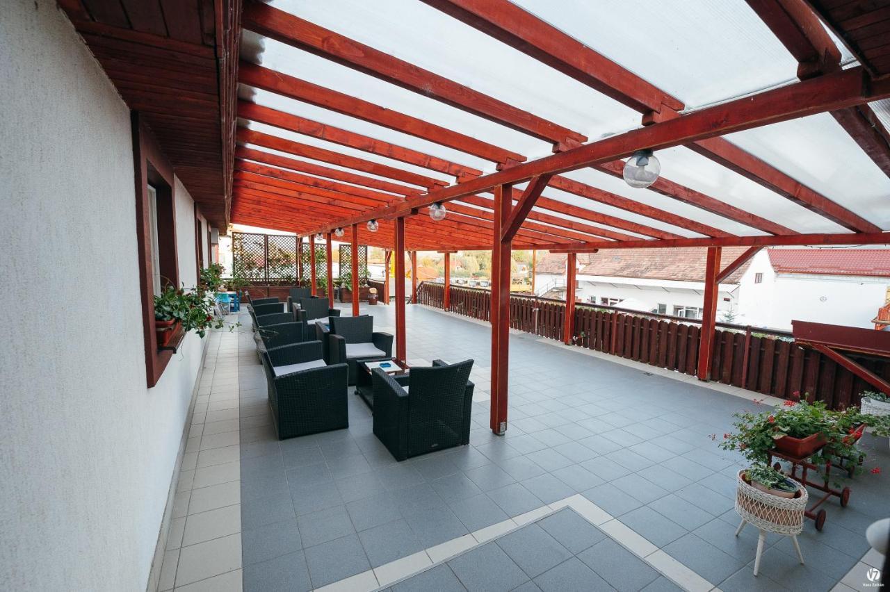 Pensiunea Nemes Panzio Acăţari Exteriér fotografie